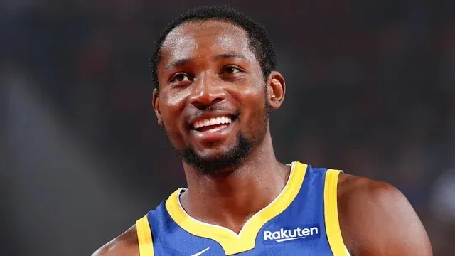 彩经网官网首页-格林:希望库明加能成为我们都认为他能成为的那种球员