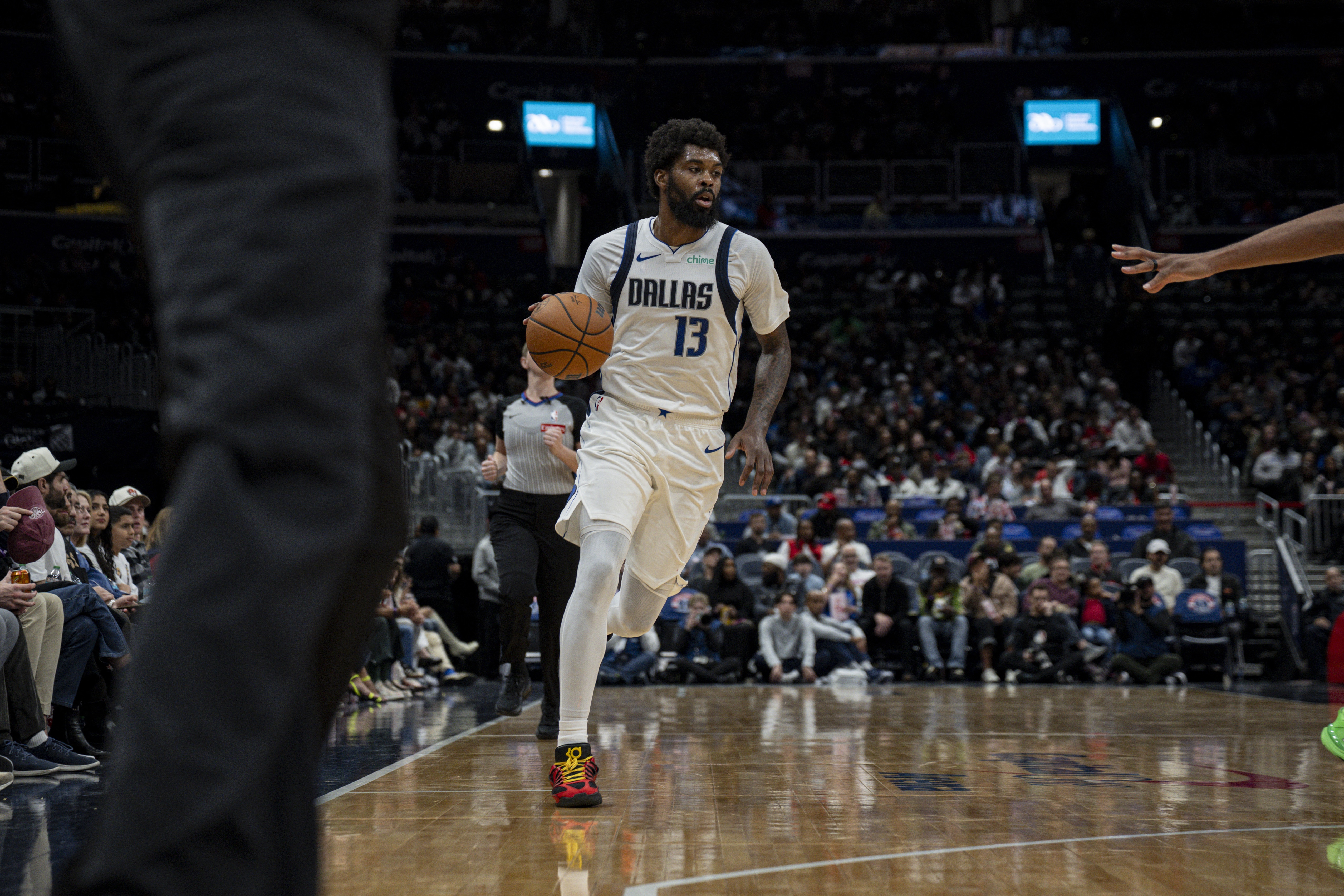 彩经网官网app下载-马绍尔谈浓眉受伤：为他祈祷 现在是下一个人顶上心态继续战斗